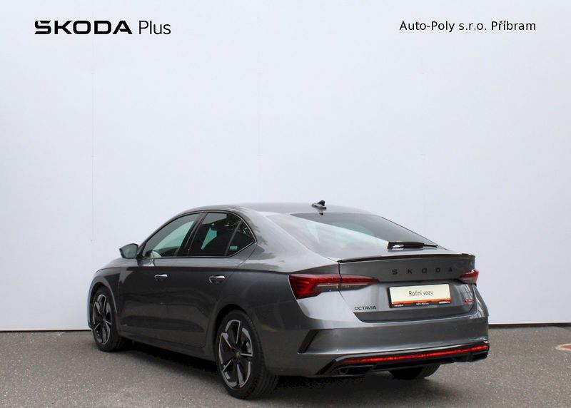 Škoda Octavia (2025) RS 2.0TSI / 195kW 7°DSG - fotka 7 z 23