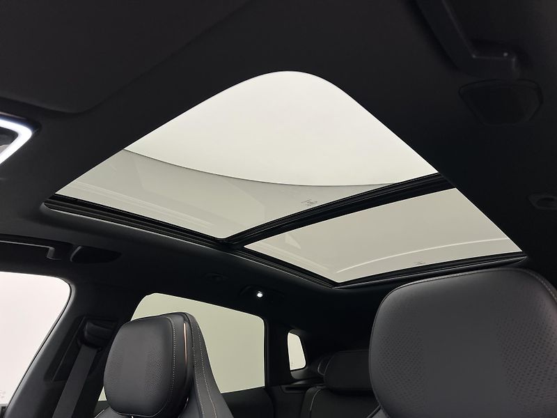 Lynk & Co 08 (2026) MORE PHEV - fotka 17 z 57