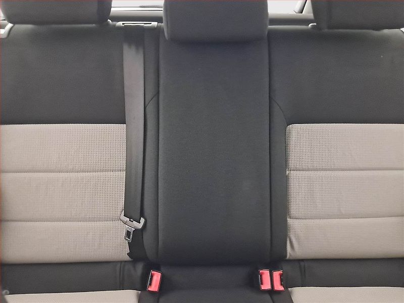 Škoda Octavia (2006) 1.6, Serv.kniha, nová STK - fotka 10 z 16