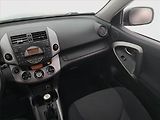 Toyota RAV4 (2006) 2.2 D-4D, 4X4 - náhled 8