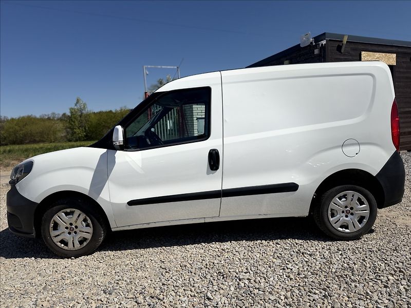 Fiat Dobló JTD 70kW KLIMA - fotka 8 z 27