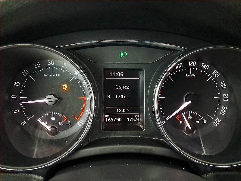 Škoda Superb (2011) Ambition 2.0 TDI, 4X4, Kůže - fotka 11 z 22