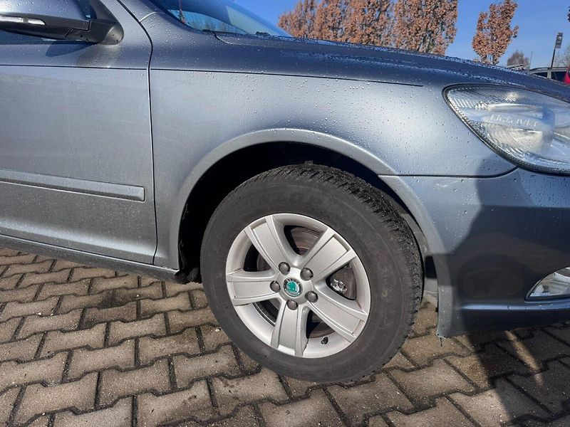Škoda Octavia (2012) 1,6 TDI 77KW TAŽNÉ SK FACELIFT - fotka 17 z 49