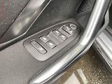 Peugeot 2008 (2017) 1.2 PT, Allure, navi, kamera - náhled 13