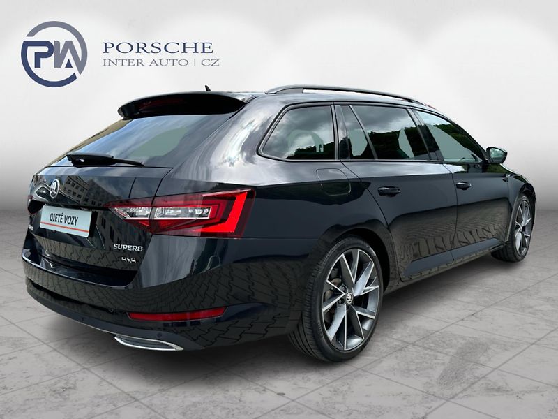Škoda Superb Sportline 2.0 TDI DSG 4x4 - fotka 6 z 30