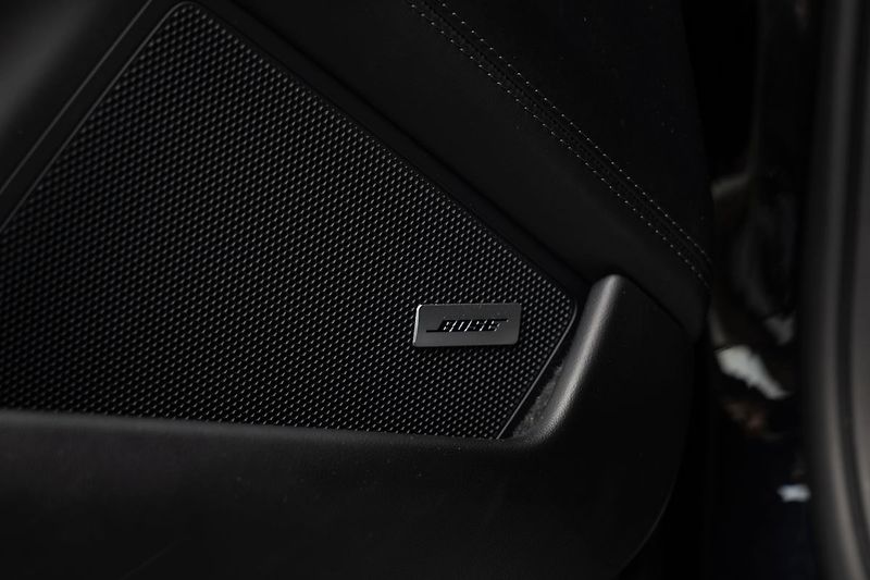 Porsche 911 (992.2) Carrera Pano/Bose/Spor - fotka 19 z 23