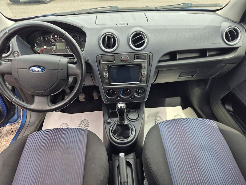 Ford Fusion 1.4i 59kW, nová STK, pěkný - fotka 10 z 22
