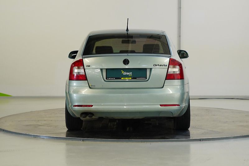 Škoda Octavia - fotka 6 z 24