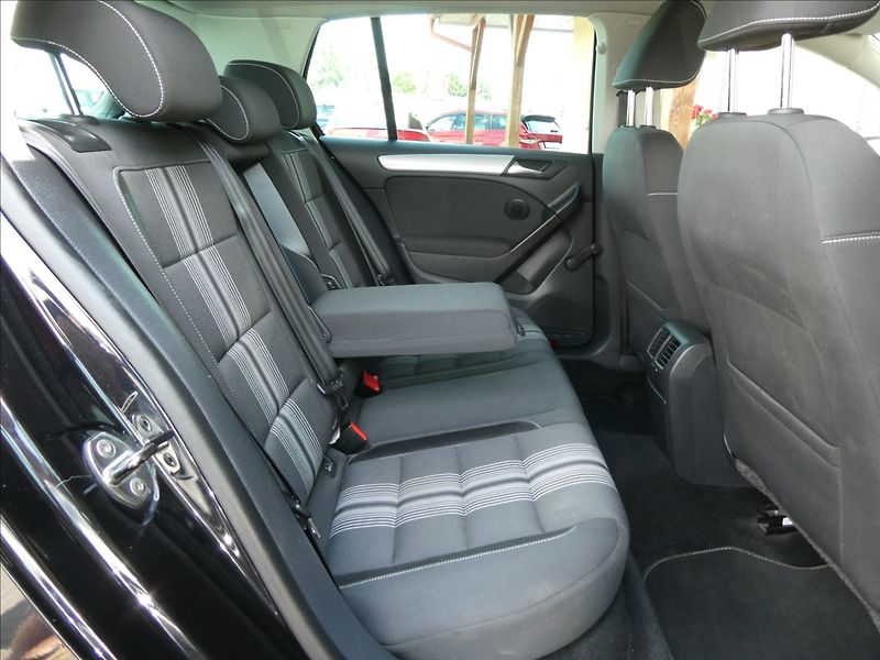 Volkswagen Golf 1,2 TSi 77kW Match,po rozvodec - fotka 23 z 53
