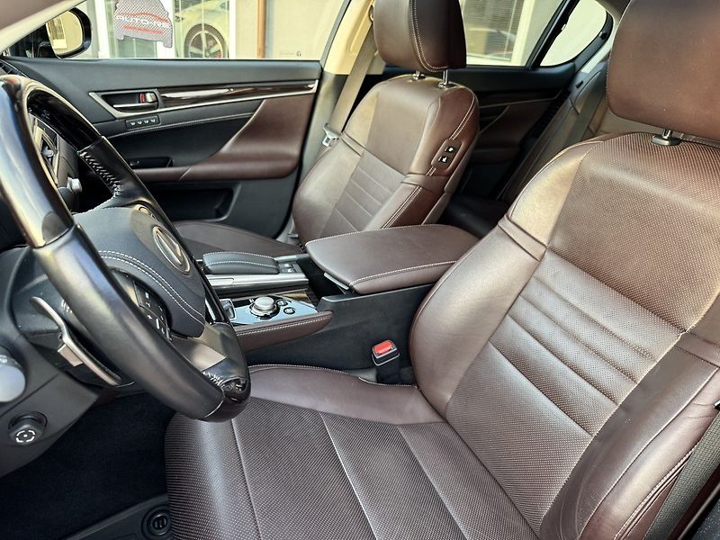 Lexus GS 450h (2018) 3.5i Hybrid LED Navi Kamera - fotka 30 z 49