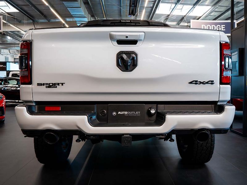 Dodge RAM (2024) 5.7 HEMI V8 Sport Lift edition - fotka 3 z 31