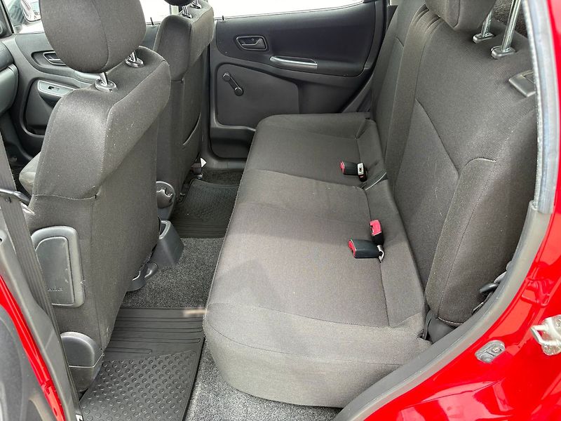 Subaru Justy 1.3i, 66kW, Klima - fotka 7 z 19