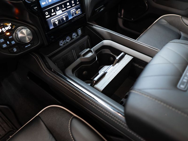 Dodge RAM (2026) 5.7 HEMI V8 Limited 4 LIFT - fotka 29 z 50