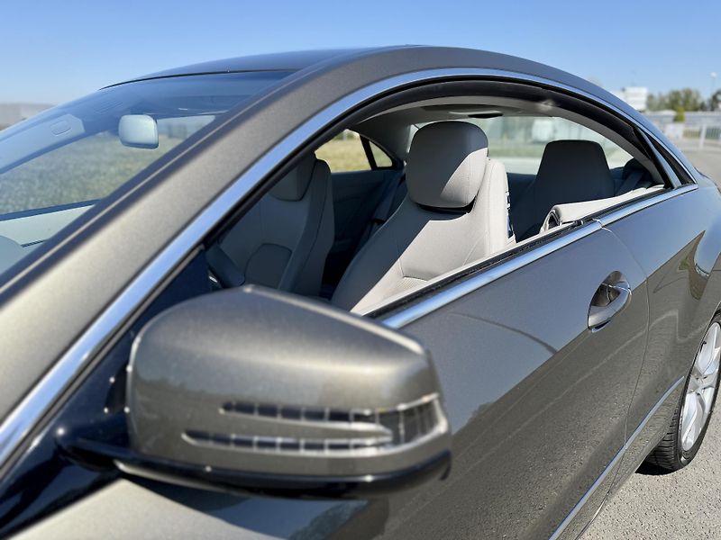 Mercedes-Benz Třídy E 250 CGI 5G KUPÉ SERVISKA - fotka 10 z 39