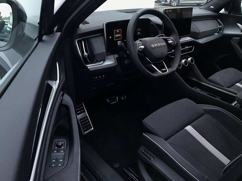 Škoda Kodiaq (2026) Sportline 7DSG  2,0TDI - fotka 3 z 5