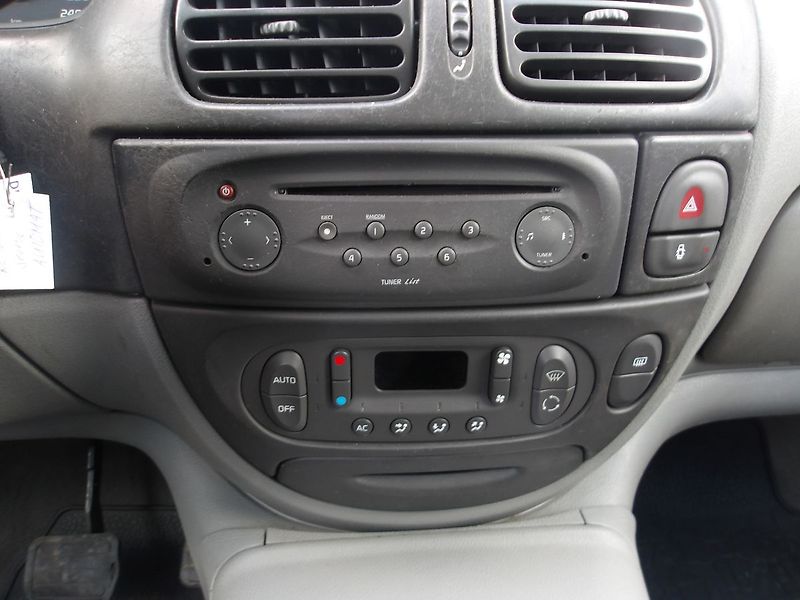Renault Scénic 1,9DCi AUTOMAT !!! Serv.kn! - fotka 10 z 26