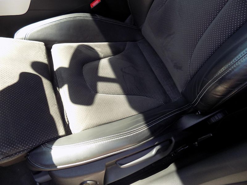 Audi A5 2,0 TDI S-LINE, ALCANTARA, TOP - fotka 22 z 50