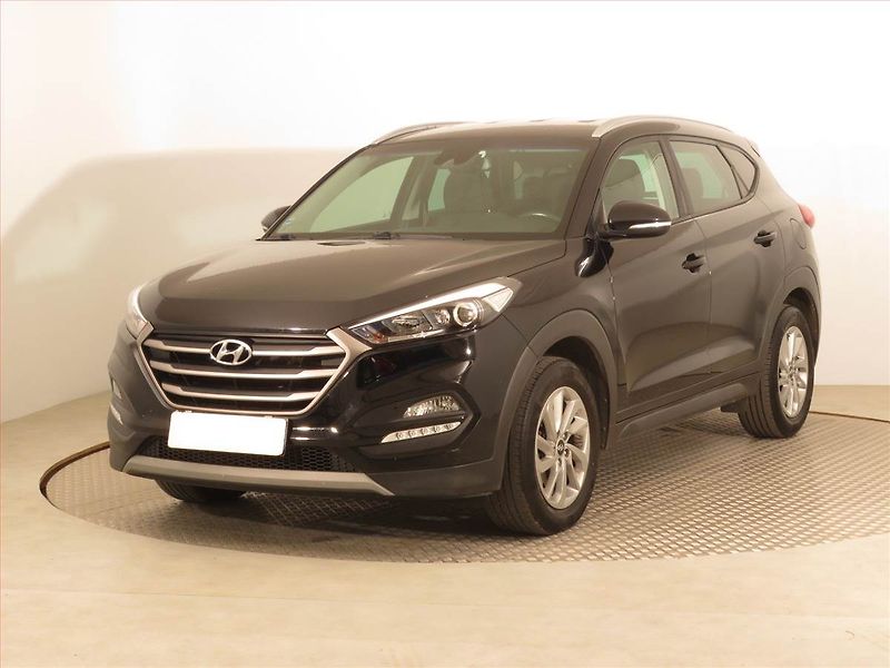 Hyundai Tucson (2017) 1.7 CRDi, Automat, Serv.kniha - fotka 2 z 17