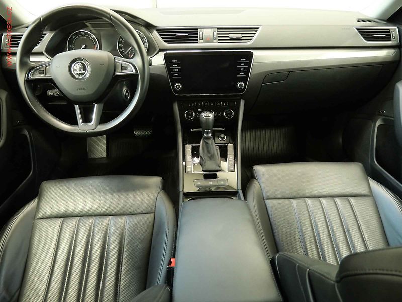 Škoda Superb (2019) 2.0TDi 4x4, 2.maj,ČR, Style - fotka 8 z 21