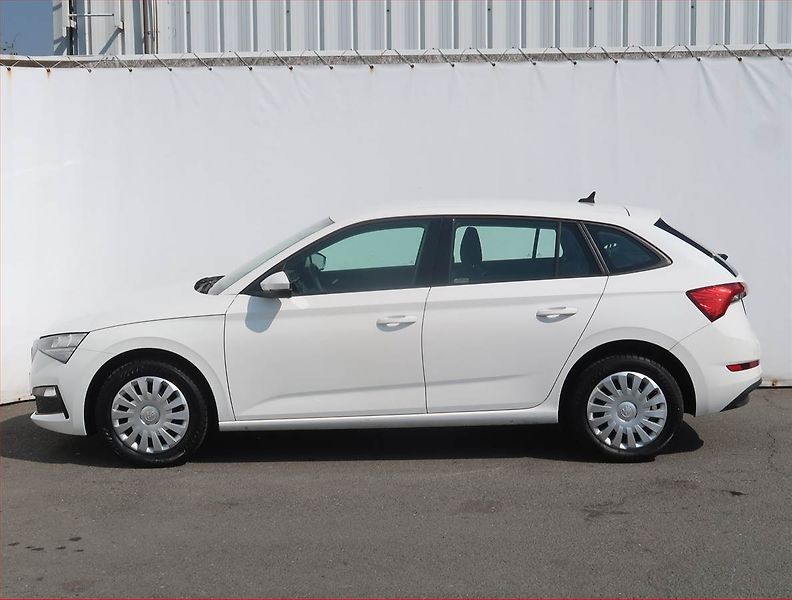 Škoda Scala (2020) Ambition 1.0 TSI, ČR,1.maj - fotka 3 z 18