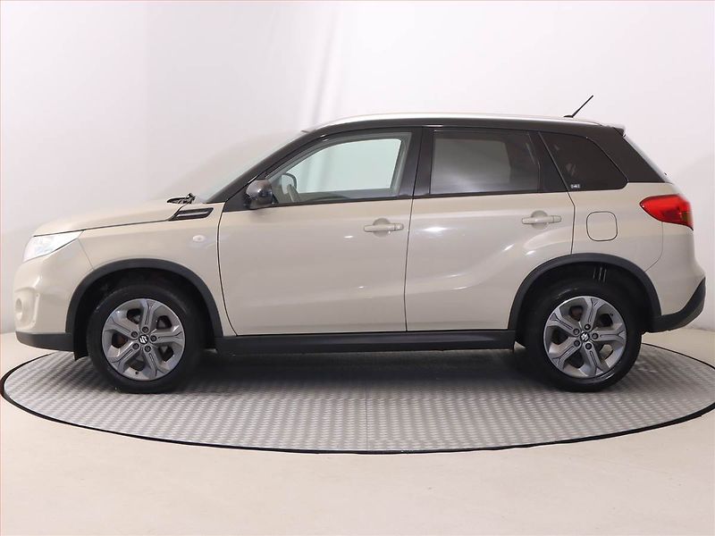 Suzuki Vitara (2015) 1.6 VVT, Tempomat - fotka 3 z 19