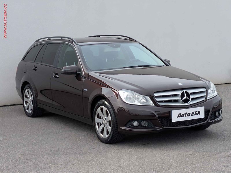 Mercedes-Benz Třídy C (2012) 2.2 CDi C 180, AC, tempo - fotografie inzerátu