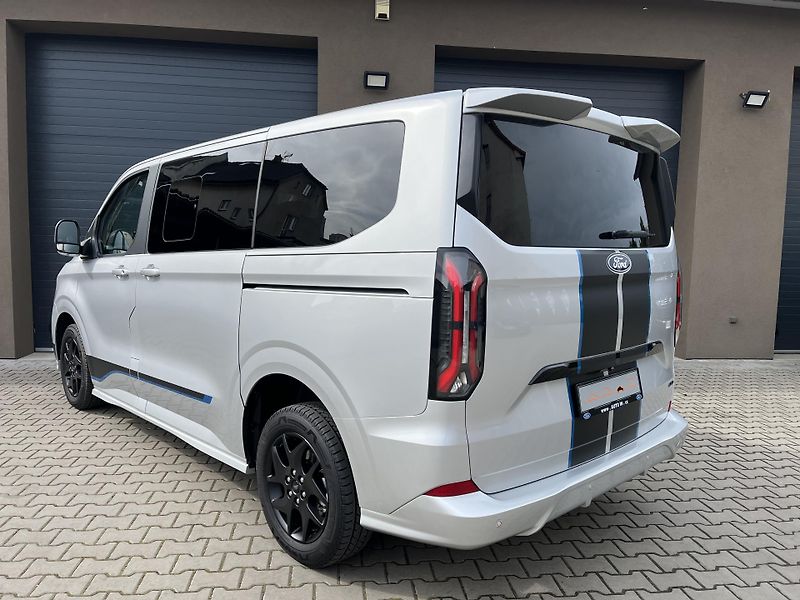 Ford Tourneo Custom (2025) AWD 170 PS Sport el. TZ,DPH - fotka 10 z 49