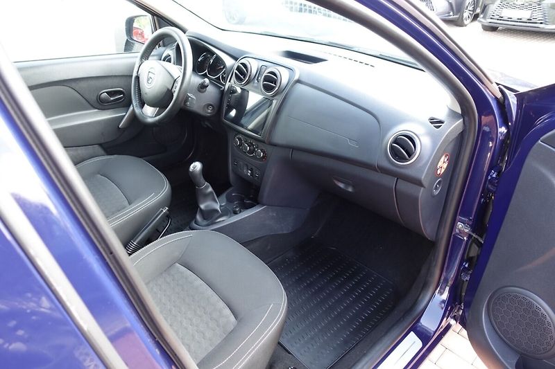 Dacia Logan 0.9 TCe 66 kW S&S MCV Arctica - fotka 9 z 27