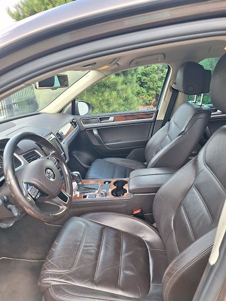 Volkswagen Touareg 3,0TDi 175kW TIPTRONIC 2.MAJ.! - fotka 16 z 21