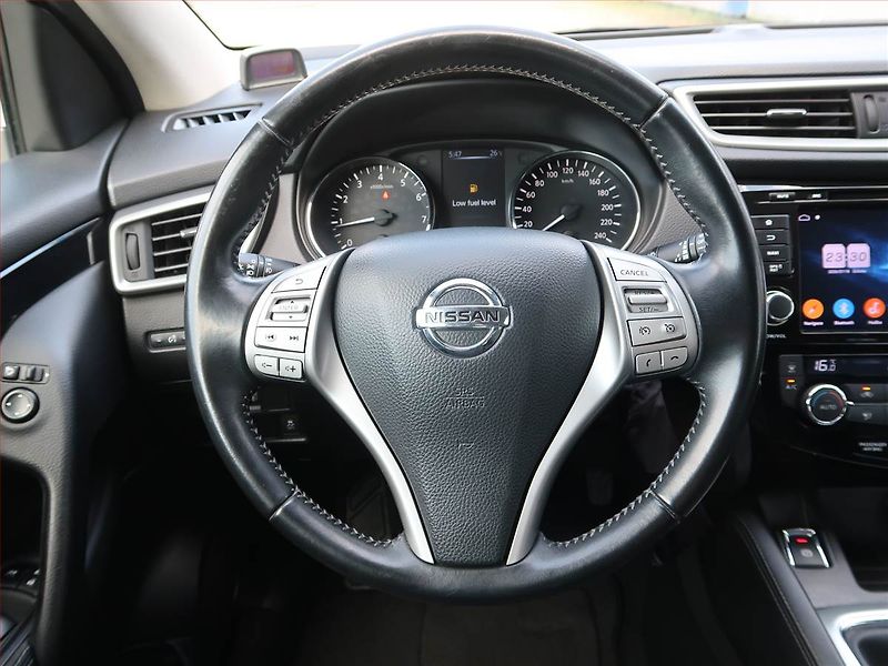 Nissan Qashqai (2016) 1.2 DIG-T, Serv.kniha, Navi - fotka 15 z 17