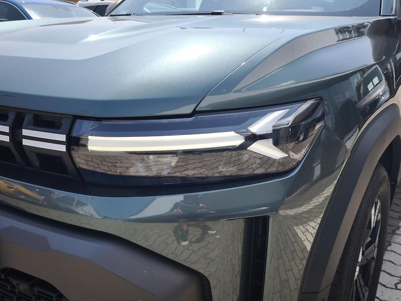 Dacia Duster 2024 ČR Extreme Hybrid 140 - fotka 20 z 27