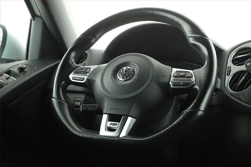 Volkswagen Tiguan (2016) 2.0 TDI, 4X4, Automat - fotka 8 z 19