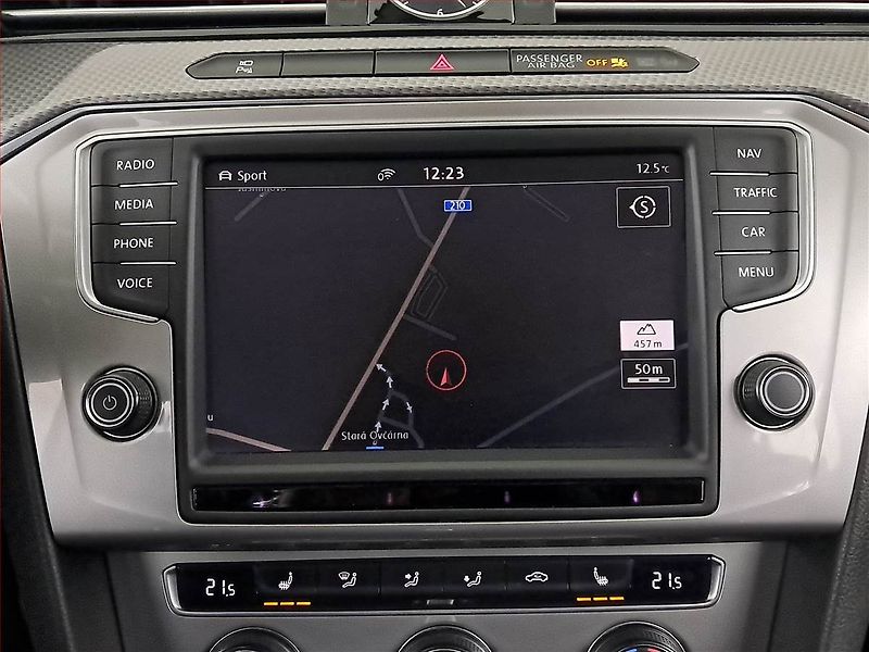 Volkswagen Passat (2016) 2.0 BiTDI, 4X4, Automat - fotka 16 z 22