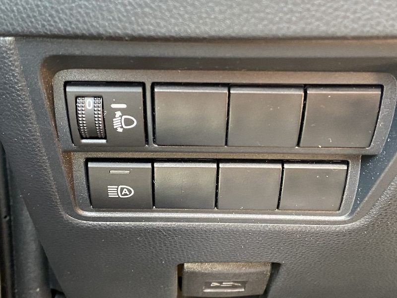 Toyota Yaris 1.5i, ČR, Style Tech, automat - fotka 15 z 17