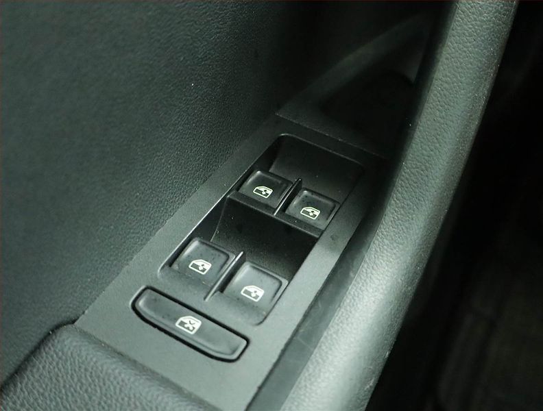 Škoda Octavia (2015) RS 2.0 TSI, Automat - fotka 16 z 17