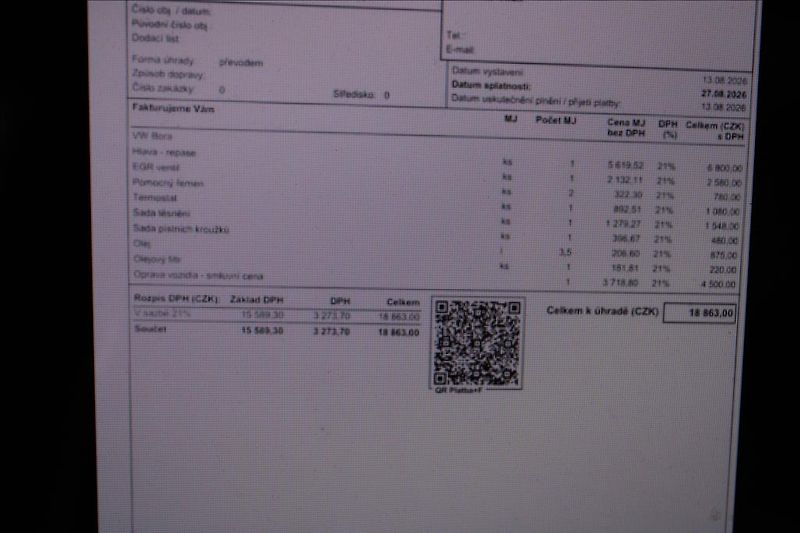 Volkswagen Bora 1,6 i  KLIMA, STK 7/2027 - fotka 16 z 19
