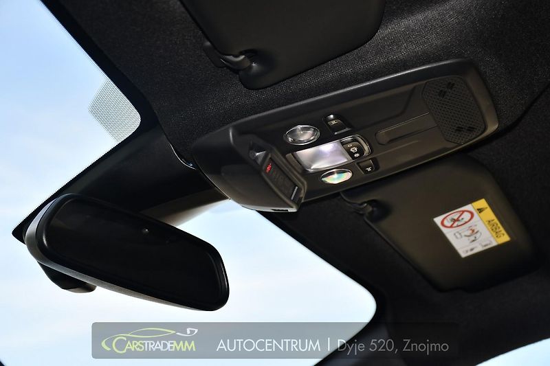 Opel Corsa 1.2T 96kW GS AUTOMAT - fotka 44 z 51