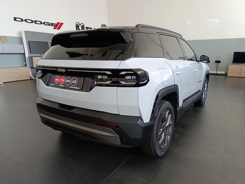 Jeep Compass (2026) 1,2 e-Hybrid 145k  First Editi - fotka 7 z 16
