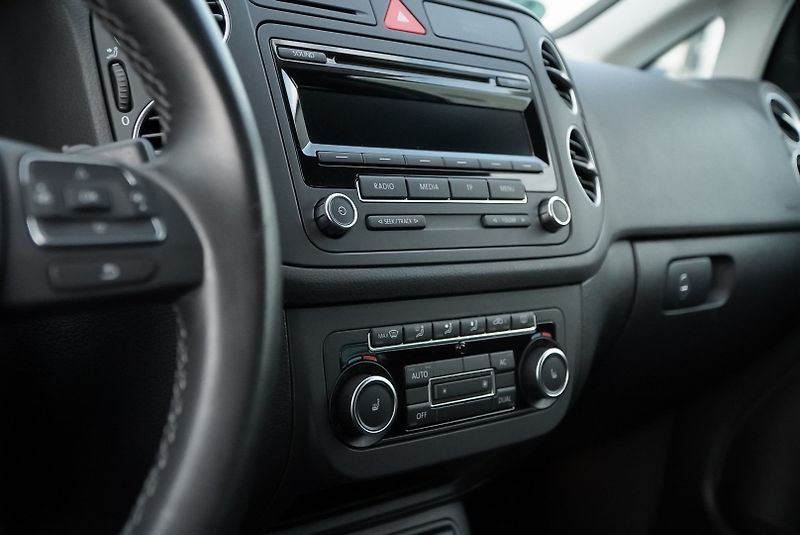Volkswagen Golf Plus 1.2 TSi 77kW STYLE - fotka 13 z 28