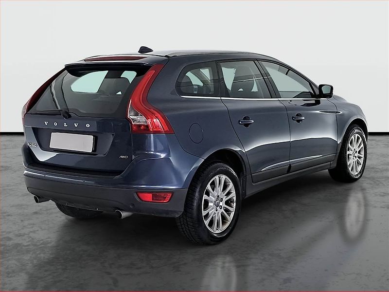 Volvo XC60 (2010) D5, 4X4, Xenony, Tempomat - fotka 5 z 18
