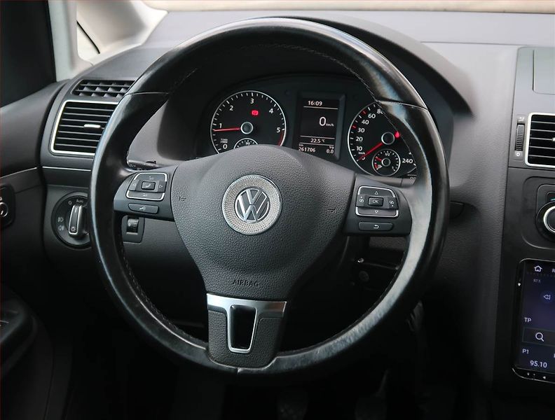 Volkswagen Touran (2011) Comfortline 2.0 TDI - fotka 19 z 19