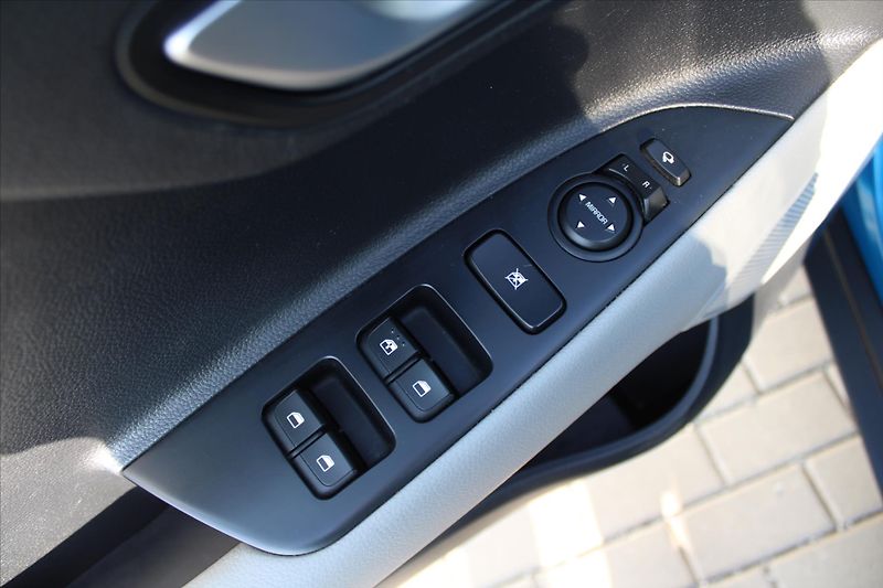 Kia Stonic 1.2 DPI GT LINE NAVIGACE ČR - fotka 23 z 24