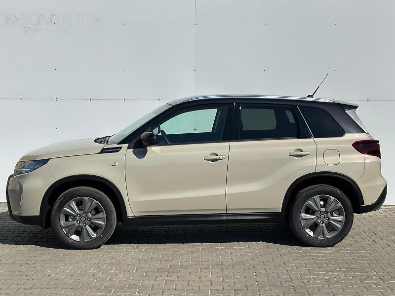 Suzuki Vitara 1,4 BoosterJet Premium AllGrip - fotka 3 z 25