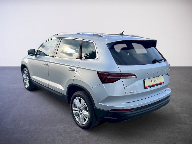 Škoda Karoq (2025) Top Selection 1.5TSi 110kW 7°a - fotka 8 z 33