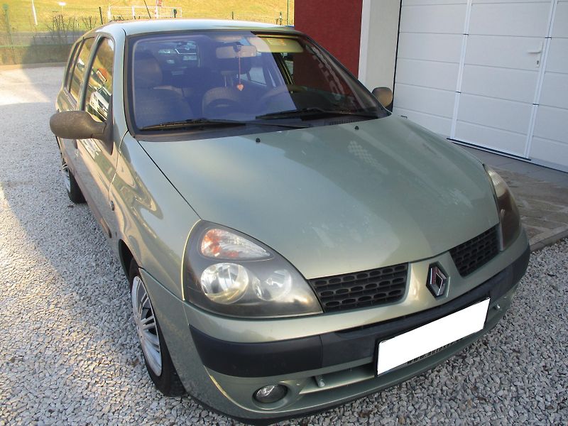 Renault Clio 1.2i ČR +sada kol - fotka 1 z 23