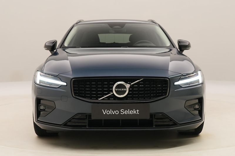 Volvo V60 B4 DARK PLUS AUT CZ - fotka 16 z 54