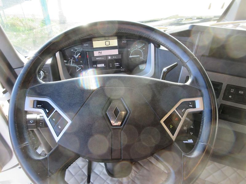Renault Trucks T 480 lowdeck, retarder - fotka 7 z 21