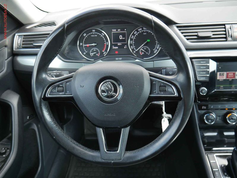 Škoda Superb (2016) 2.0TDi 4x4, ČR, Ambition - fotka 13 z 21