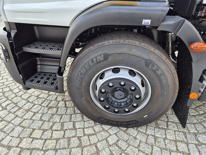 Iveco Eurocargo 180E28 HIAB 088 KONTEJNER  - fotka 20 z 24