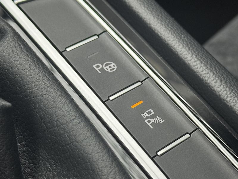 Volkswagen Passat (2020) 1.5TSi DSG Elegance, ČR, 360° - fotka 39 z 46